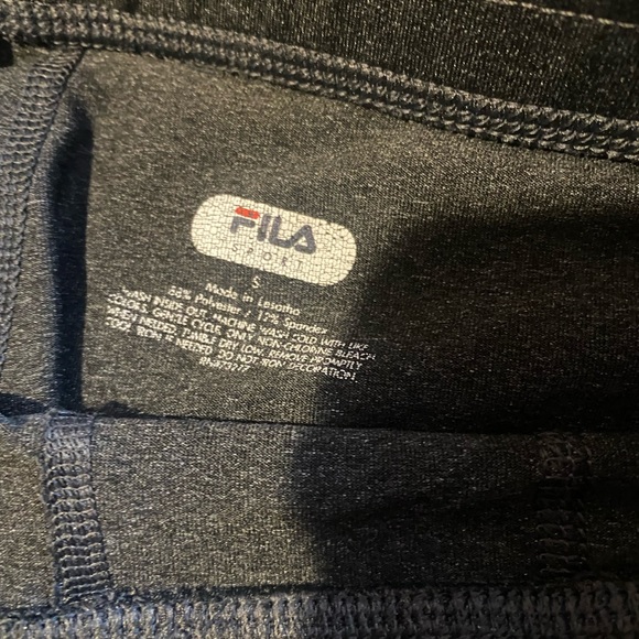 Fila lounge size small - Picture 4 of 4
